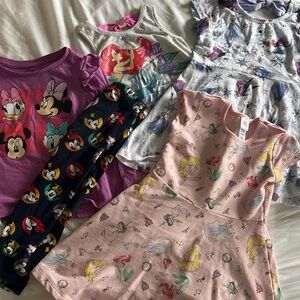 DISNEY OUTfits SIZE 5T